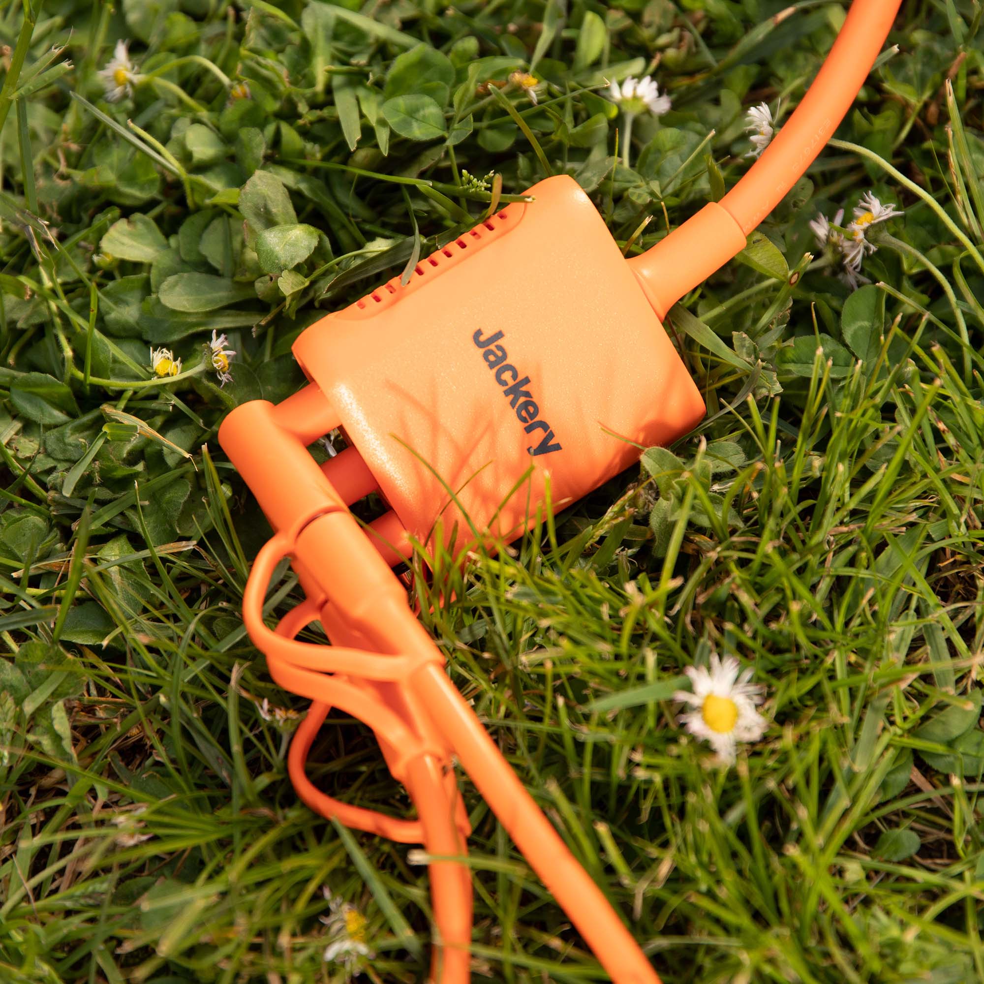 Jackery Solar Panel Connector Kit for Portable Power Stations - Durable & Weatherproof
